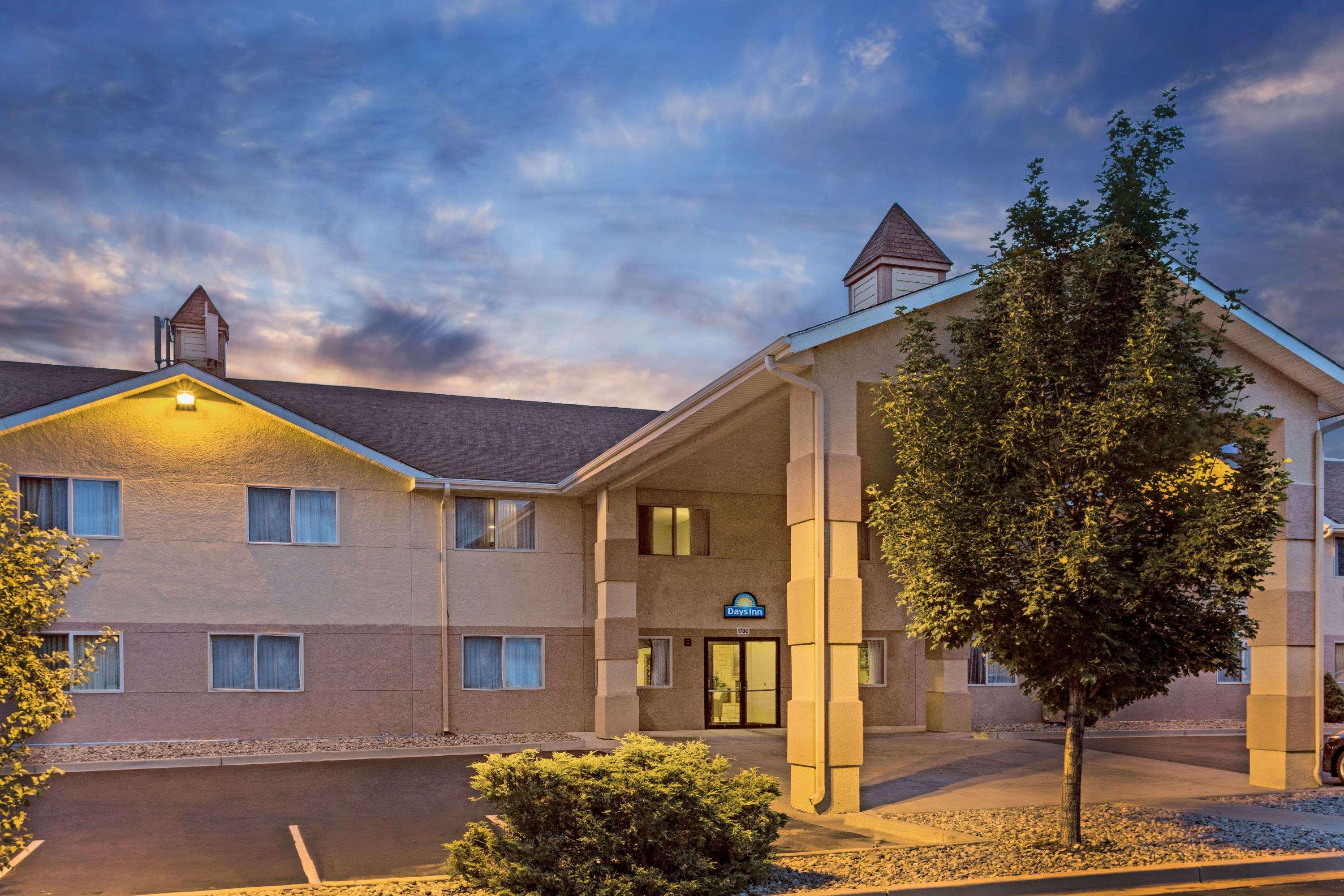 Days Inn By Wyndham Colorado Springs Airport Eksteriør billede